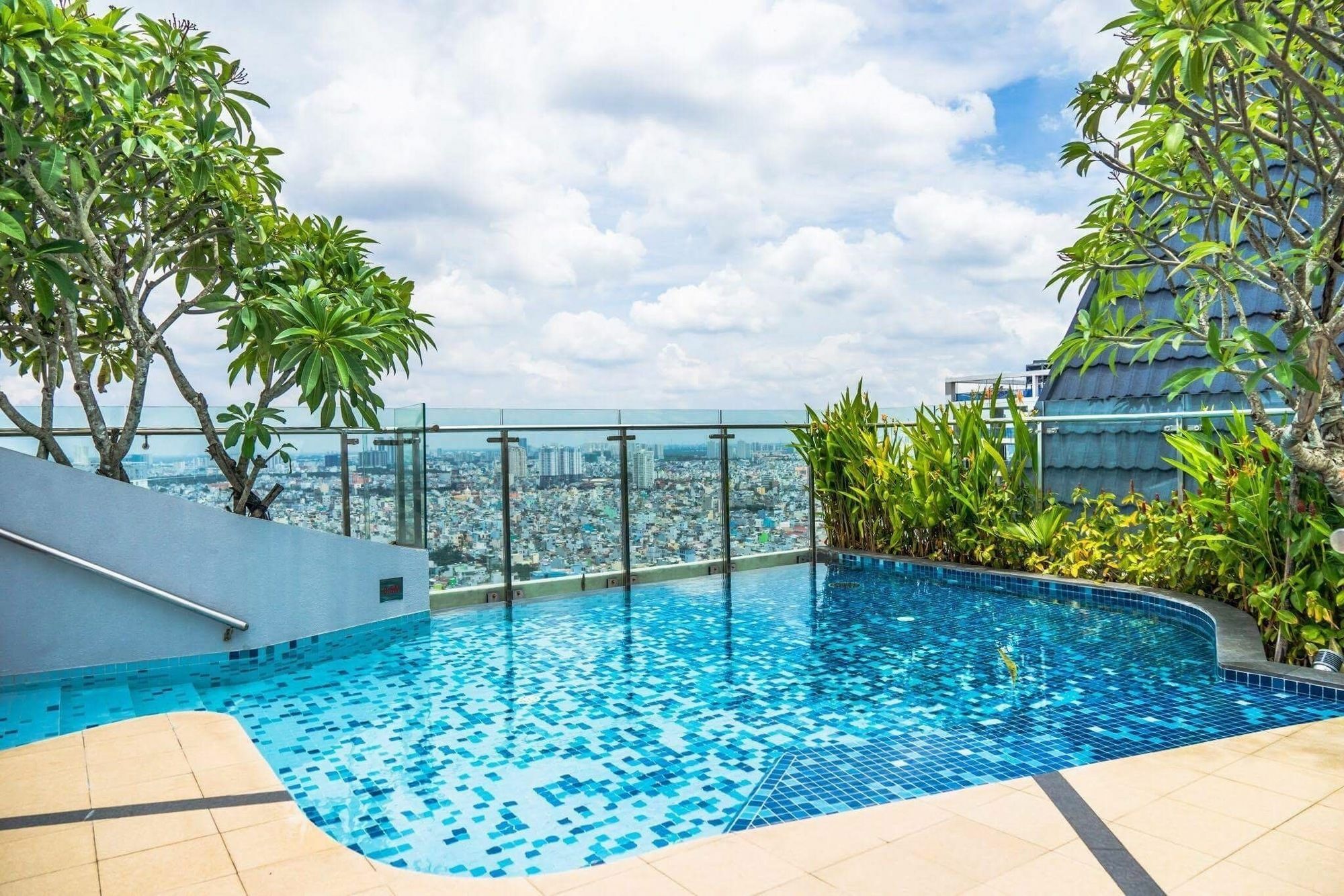 The Manner Apartment Icon 56 Rooftop Pool Ho Chi Minh-Byen Eksteriør billede